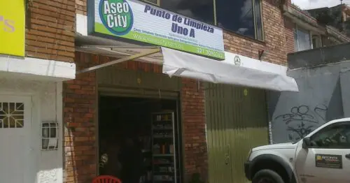 PUNTO DE LIMPIEZA UNO A PUNTO DE LIMPIEZA UNO A